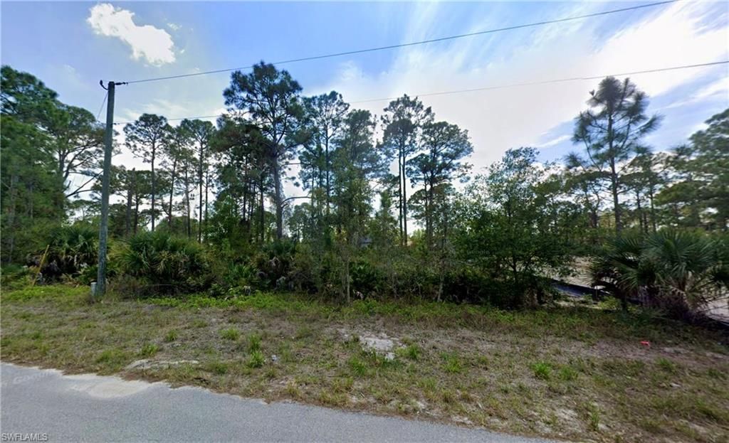 3305 70th ST W, LEHIGH ACRES, FL 33971 — exterior