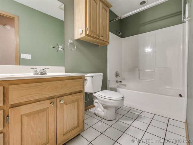 13924 E 89th Place North, Owasso, OK 74055