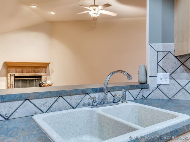 13924 E 89th Place North, Owasso, OK 74055