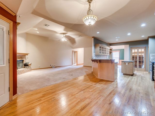 13924 E 89th Place North, Owasso, OK 74055