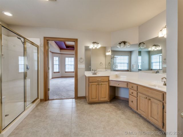 13924 E 89th Place North, Owasso, OK 74055