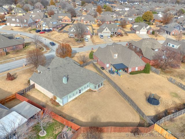 13924 E 89th Place North, Owasso, OK 74055