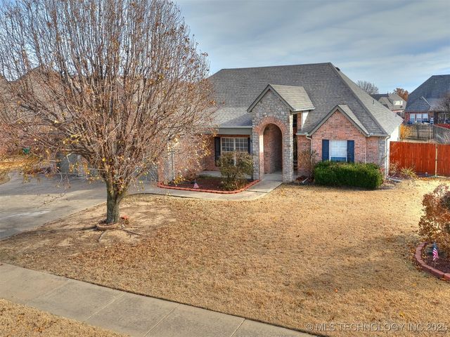 13924 E 89th Place North, Owasso, OK 74055
