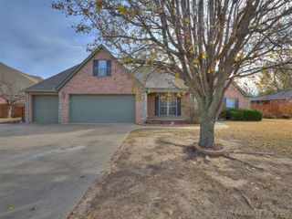 13924 E 89th Place North, Owasso, OK 74055