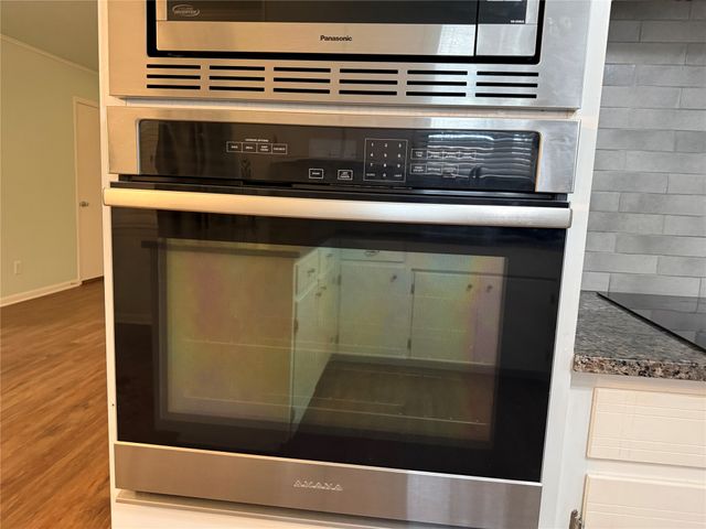 308 E 8th Street, Kemp, TX 75143