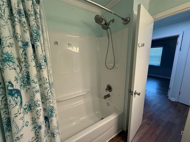 308 E 8th Street, Kemp, TX 75143