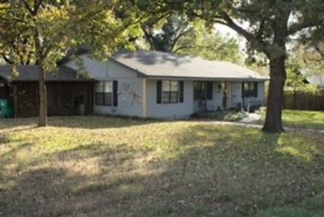 308 E 8th Street, Kemp, TX 75143