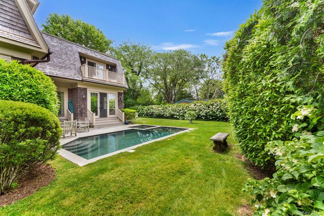 1 Palma Terrace, East Hampton, NY 11937