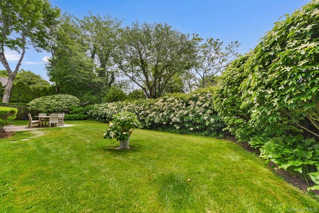 1 Palma Terrace, East Hampton, NY 11937