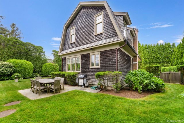 1 Palma Terrace, East Hampton, NY 11937