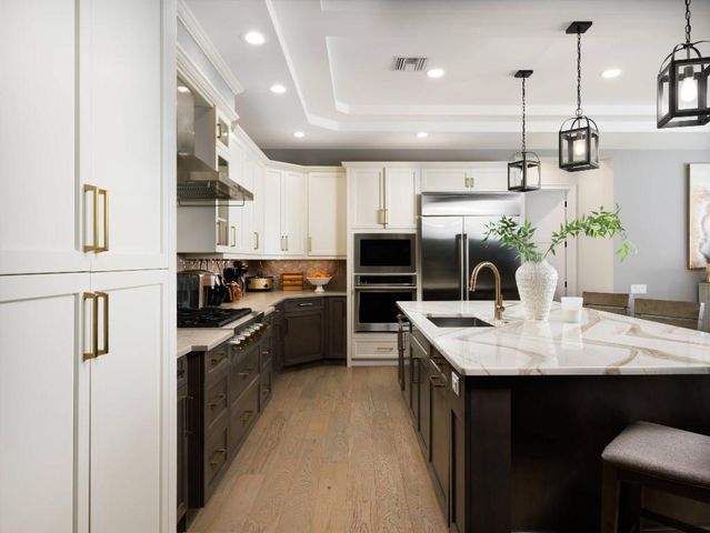 7683 Pelican Pointe Drive, Jensen Beach, FL 34957