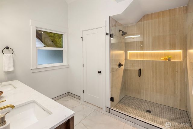 7346 21st Avenue NW, Seattle, WA 98117