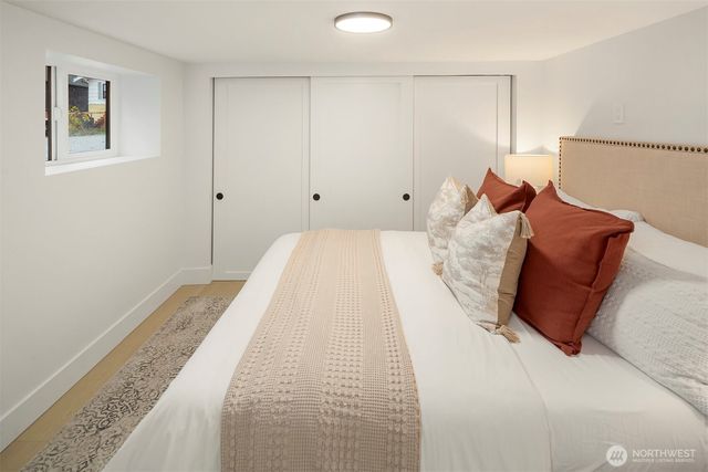 7346 21st Avenue NW, Seattle, WA 98117