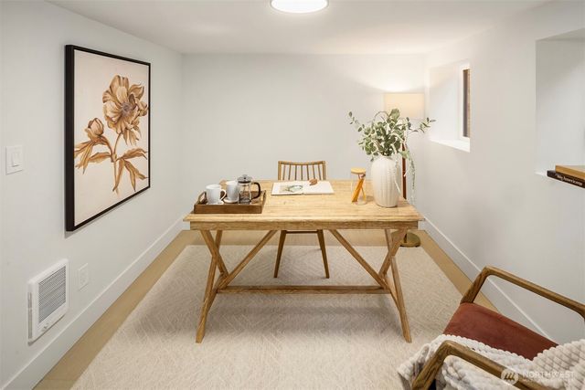 7346 21st Avenue NW, Seattle, WA 98117