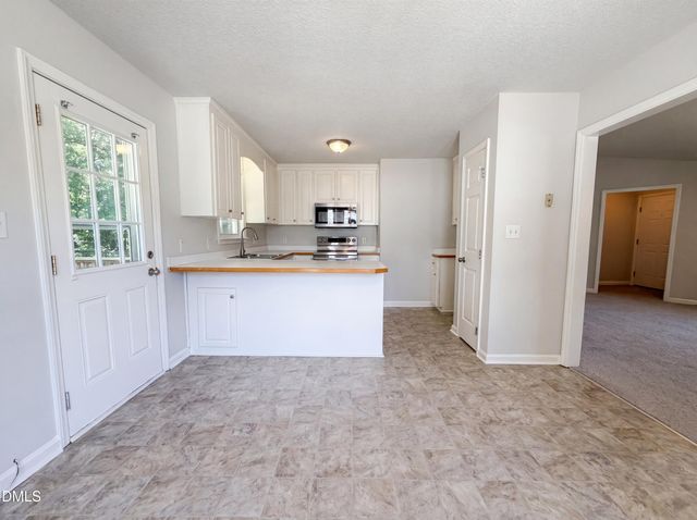 127 Carrie Drive, Archer Lodge, NC 27527