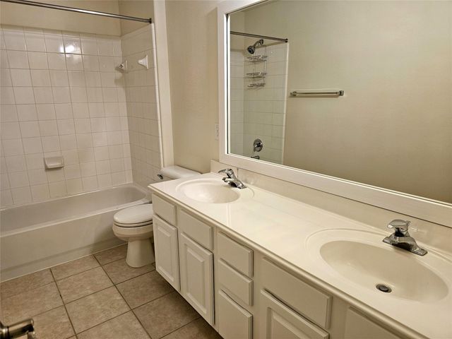 98 W Knightsbridge Drive, The Woodlands, TX 77385
