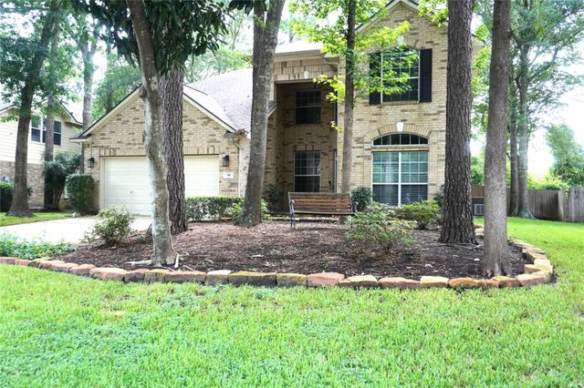 98 W Knightsbridge Drive, The Woodlands, TX 77385