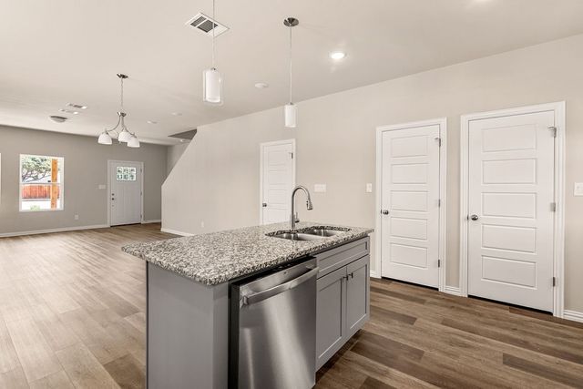 3849 Kimbo Road, Fort Worth, TX 76104