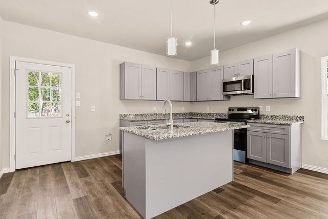 3849 Kimbo Road, Fort Worth, TX 76104