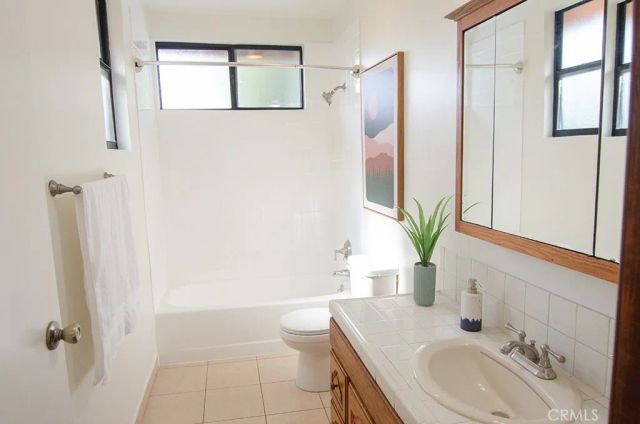 606 N El Molino Avenue, Pasadena, CA 91101