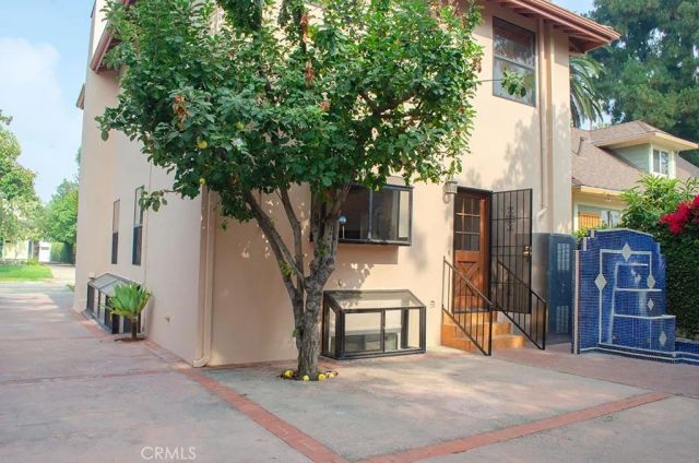 606 N El Molino Avenue, Pasadena, CA 91101