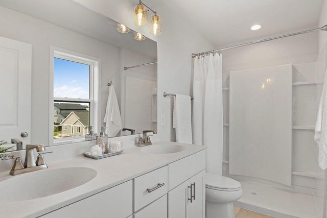 10422 N Stone Barn Drive, Milton, WI 53563