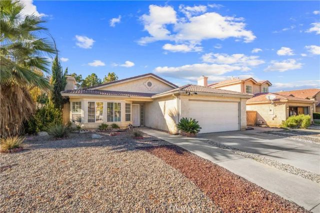 43815 Silver Bow Road, Lancaster, CA 93535