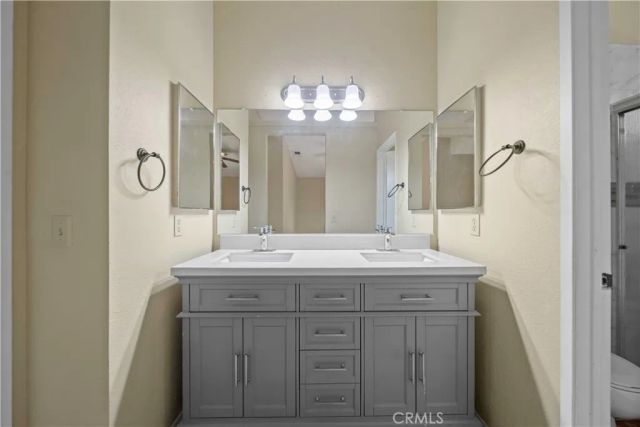 43815 Silver Bow Road, Lancaster, CA 93535