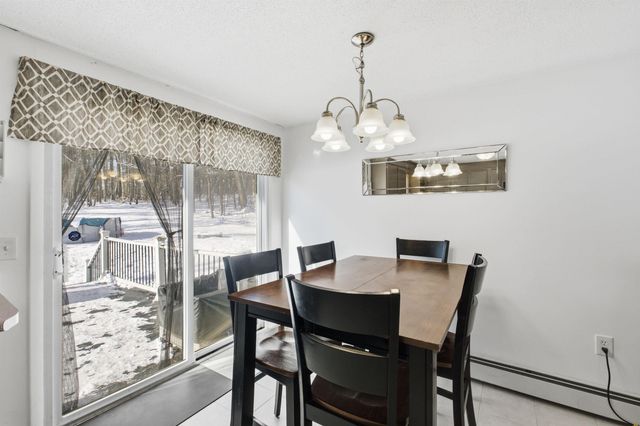 19 Sherwood Road, Londonderry, NH 03053