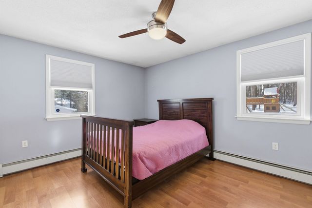 19 Sherwood Road, Londonderry, NH 03053