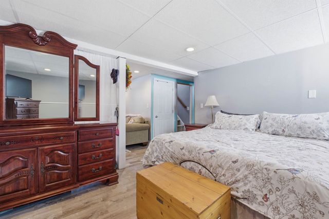 19 Sherwood Road, Londonderry, NH 03053