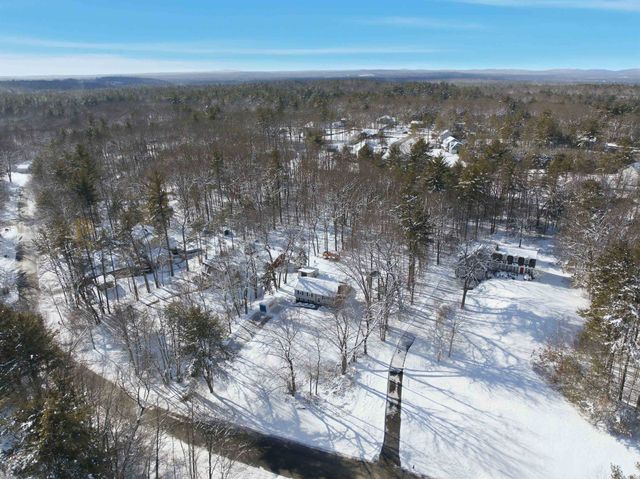 19 Sherwood Road, Londonderry, NH 03053