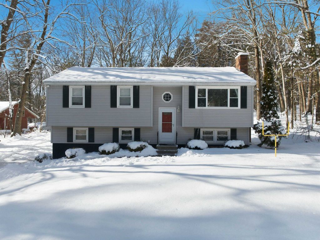 19 Sherwood Road, Londonderry, NH 03053