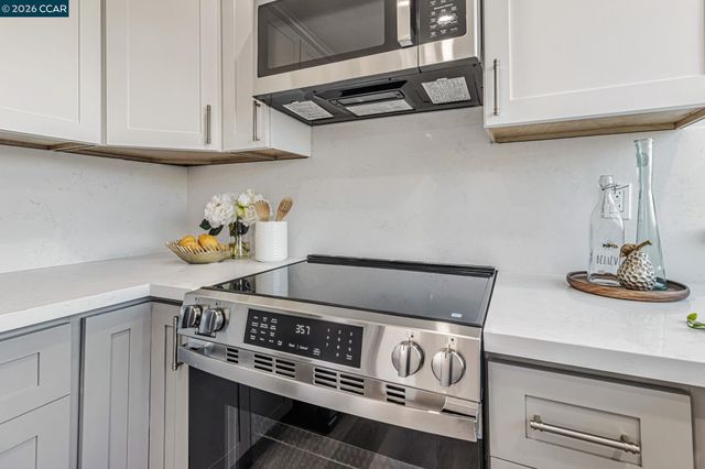820 Hooshang Ct, Cupertino, CA 95014