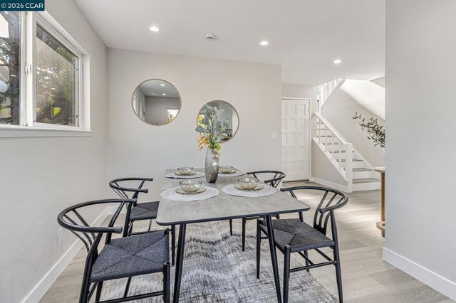 820 Hooshang Ct, Cupertino, CA 95014