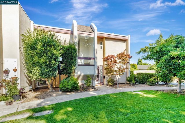 820 Hooshang Ct, Cupertino, CA 95014