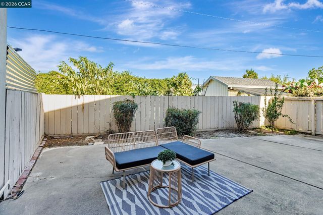 820 Hooshang Ct, Cupertino, CA 95014