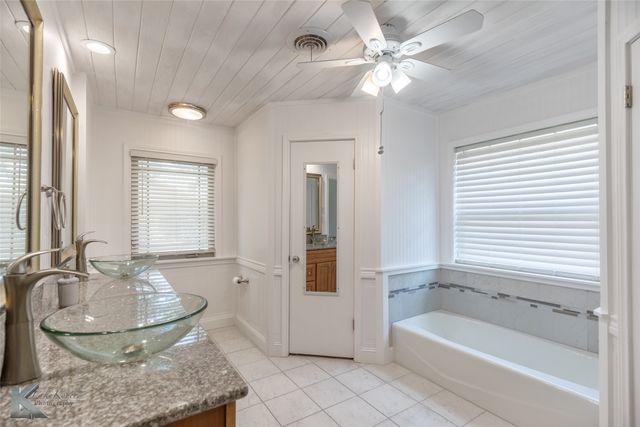 2850 Stonecrest Drive, Abilene, TX 79606
