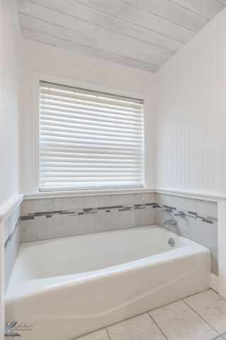 2850 Stonecrest Drive, Abilene, TX 79606