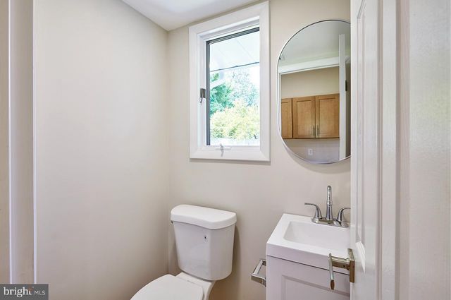 115 WINDING WAY, Morrisville, PA 19067