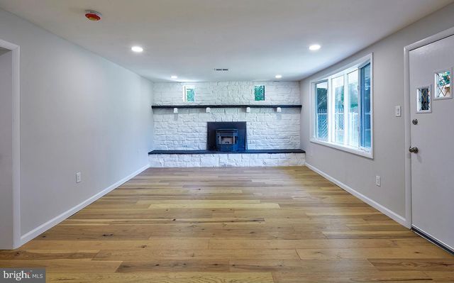115 WINDING WAY, Morrisville, PA 19067