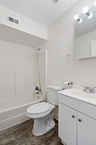 7910 Yates Avenue N, Brooklyn Park, MN 55443