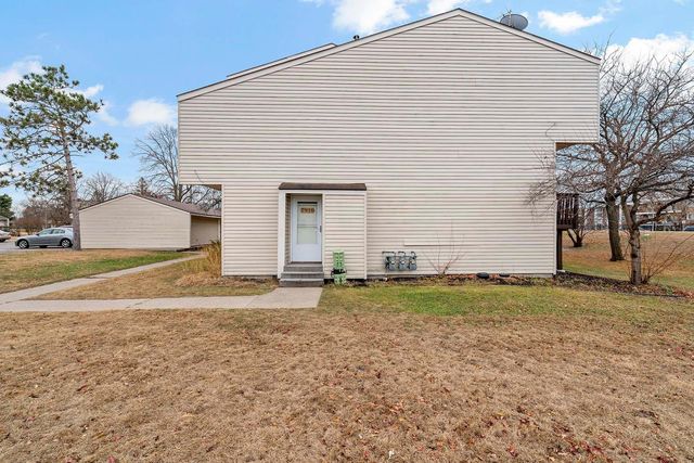 7910 Yates Avenue N, Brooklyn Park, MN 55443