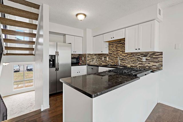 7910 Yates Avenue N, Brooklyn Park, MN 55443