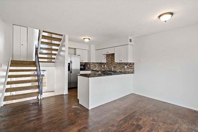 7910 Yates Avenue N, Brooklyn Park, MN 55443