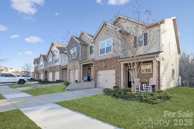 284 Ascot Run Way, Fort Mill, SC 29715