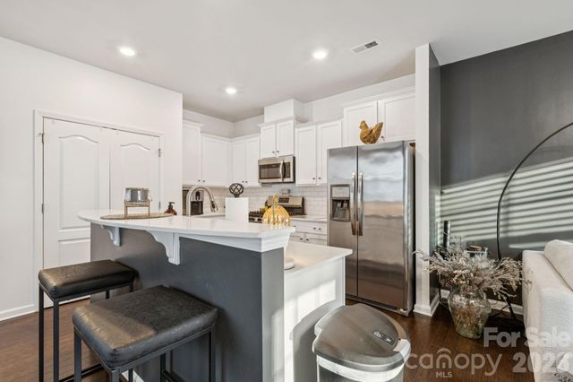 284 Ascot Run Way, Fort Mill, SC 29715