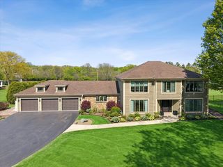 6731 Estate Lane, Long Grove, IL 60047