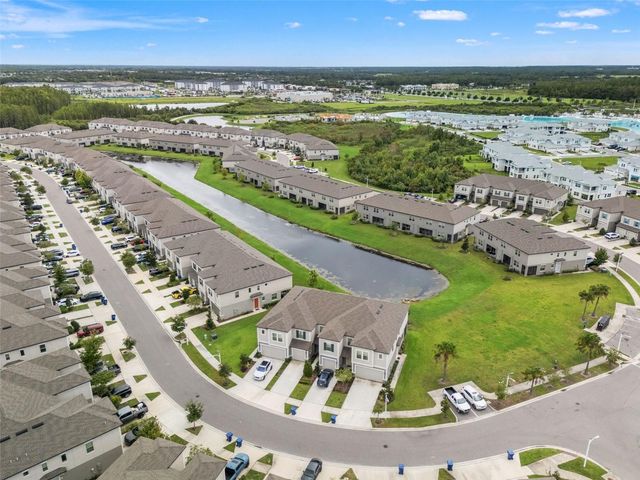 31898 BLUE PASSING LOOP, Wesley Chapel, FL 33545