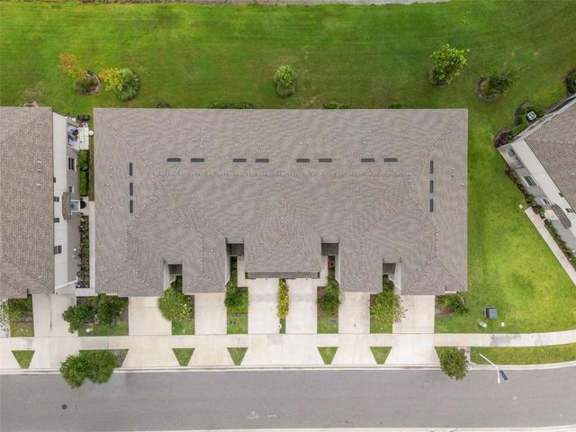 31898 BLUE PASSING LOOP, Wesley Chapel, FL 33545
